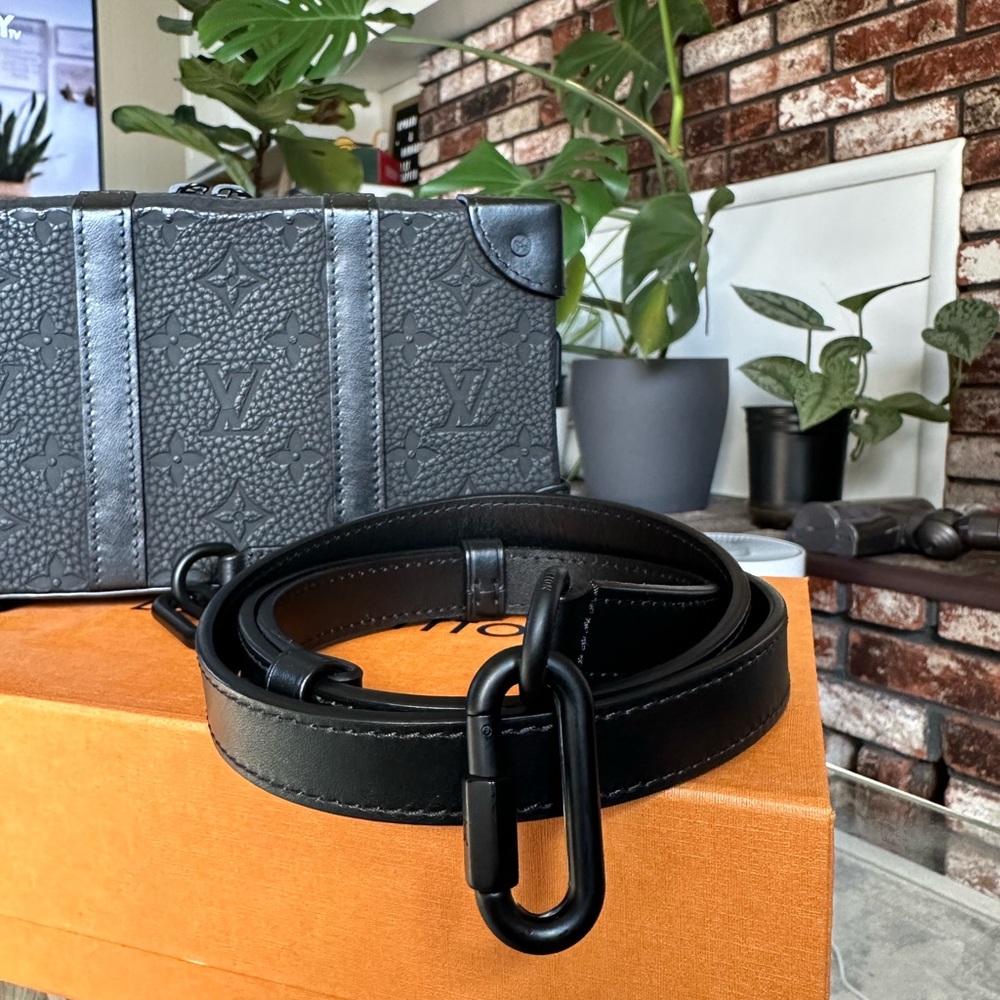 Louis Vuitton Monogram Taurillon Soft Trunk Wallet - Picture 6 of 9